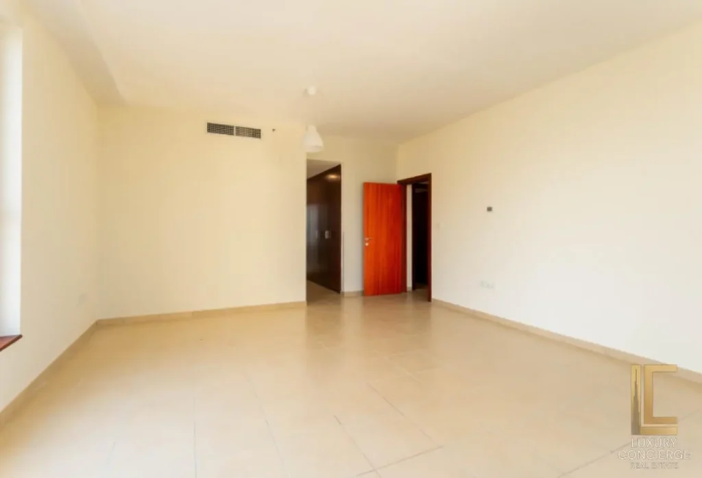 Stunning 3BR Apartment with Marina & Sea Views in Murjan 1