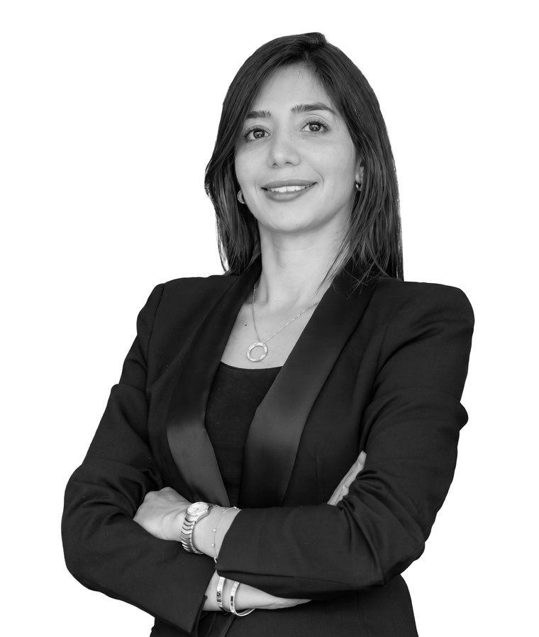 Nesrine Inal
